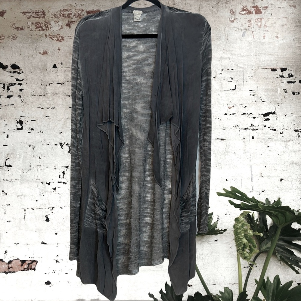 Gimmicks dystopian waterfall cardigan